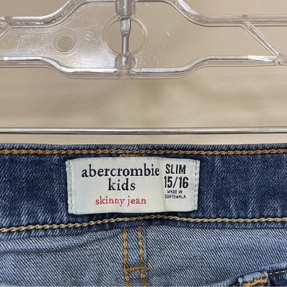 Abercrombie Kids: Boys Distressed Blue Skinny Jean, Boys 15/16